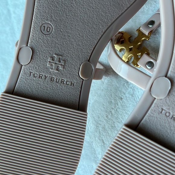 Tory Burch Roxanne Jelly Sandals - Picture 12 of 16